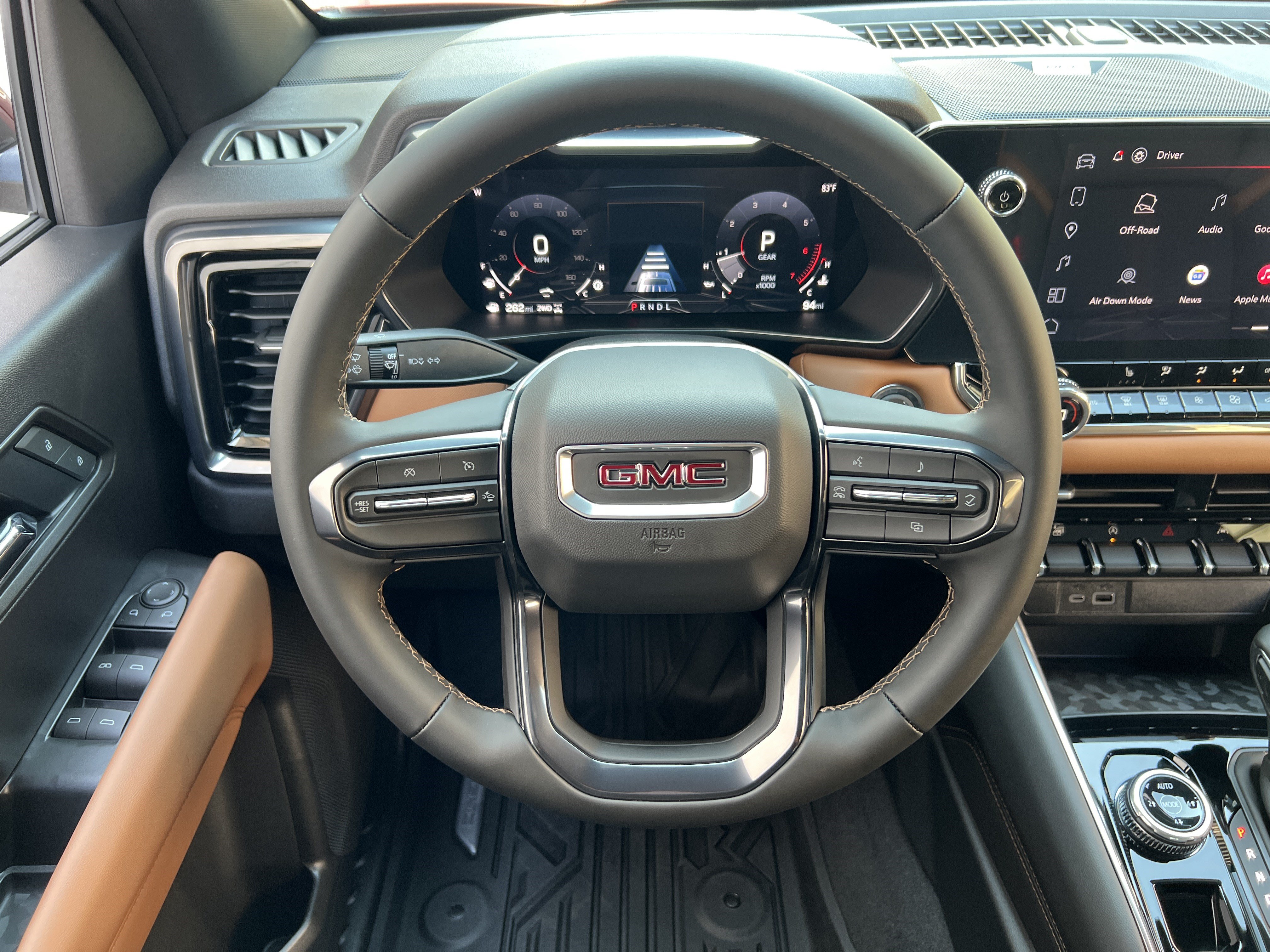 Used 2026 GMC Canyon AT4 w/ Technology Plus Package AWD/4WD image 20