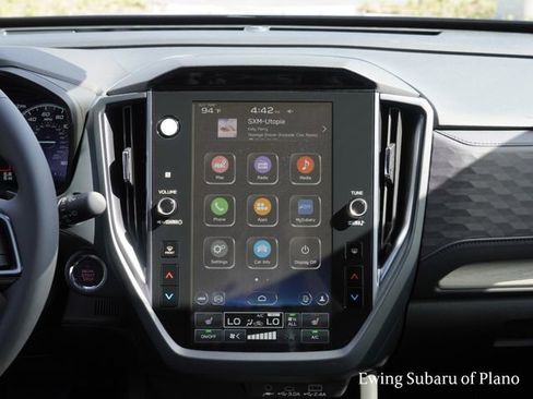 Certified 2025 Subaru Forester Limited image 2