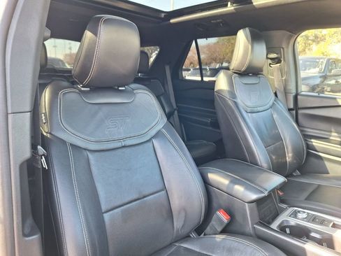 Used 2021 Ford Explorer ST w/ Equipment Group 401A image 31