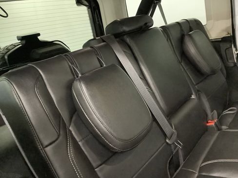 Used 2022 Jeep Wrangler Unlimited Sahara w/ Cold Weather Group image 29