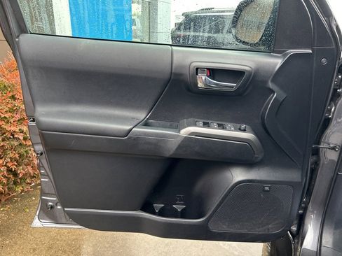 Used 2021 Toyota Tacoma TRD Pro image 16