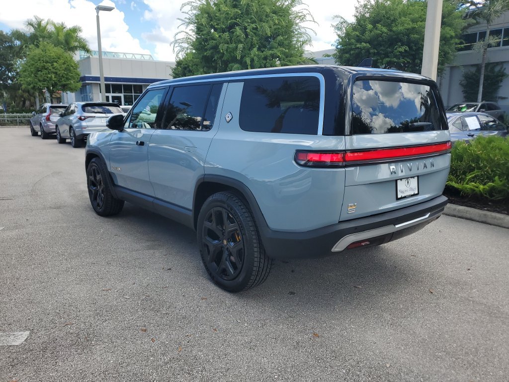 Used 2023 Rivian R1S Adventure Quad AWD/4WD image 7