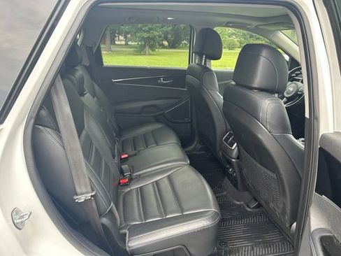 Used 2017 Kia Sorento SX AWD/4WD image 23