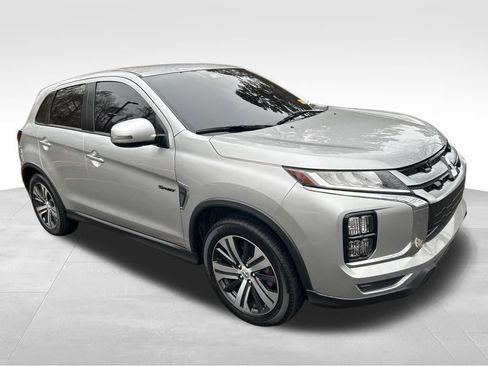 Used 2020 Mitsubishi Outlander Sport SE image 1