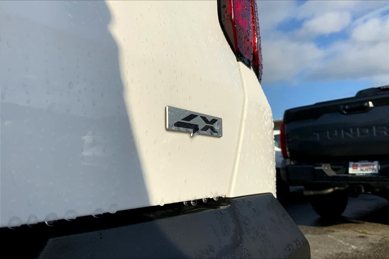 Used 2023 Kia Sorento LX AWD/4WD image 10