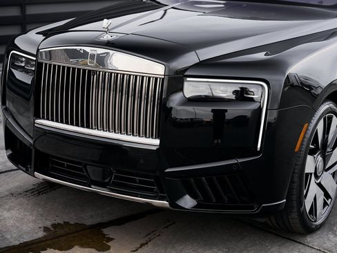 Used 2026 Rolls-Royce Cullinan Base image 7