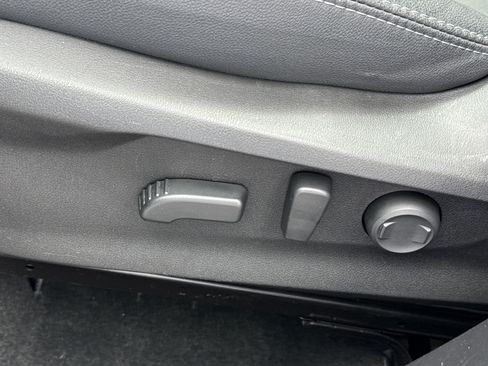 Used 2019 Subaru Forester Premium AWD/4WD image 18