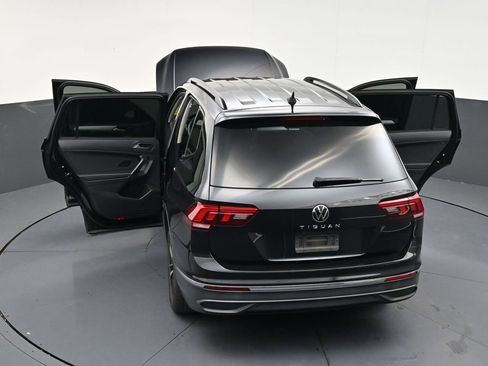 Used 2022 Volkswagen Tiguan S FWD image 32