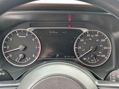 Used 2023 Nissan Rogue S AWD/4WD image 17