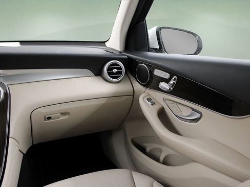 Used 2022 Mercedes-Benz GLC 300 image 26