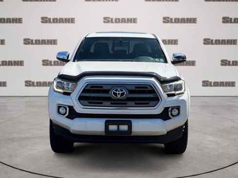 Used 2016 Toyota Tacoma Limited w/ Towing Package AWD/4WD image 8