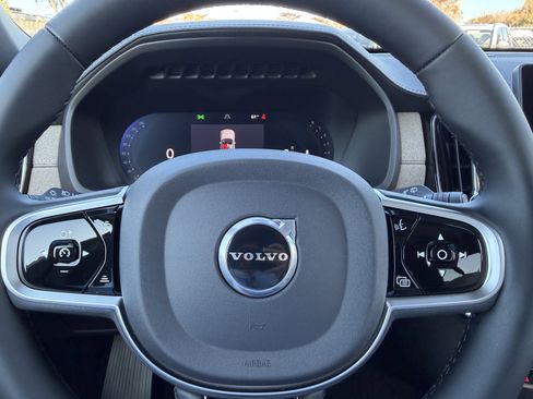 New 2026 Volvo XC90 B6 Plus w/ Protection Package image 30