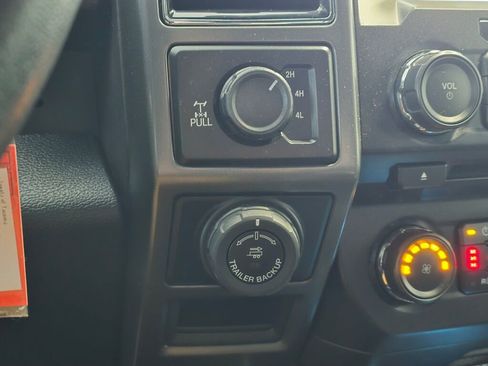 Used 2018 Ford F150 XLT w/ Equipment Group 302A Luxury image 34