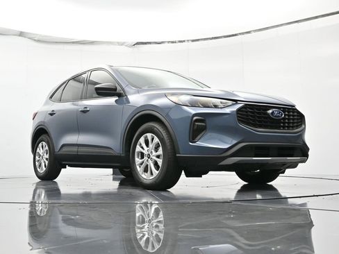 Certified 2025 Ford Escape Active image 44