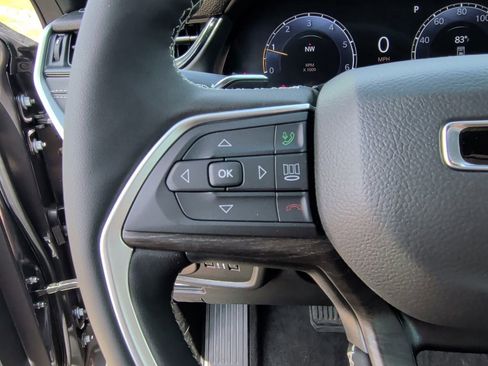 New 2026 Jeep Grand Cherokee L Limited image 18