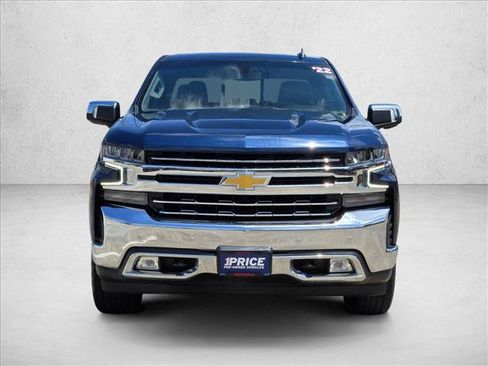 Used 2022 Chevrolet Silverado 1500 LTZ w/ Z71 Off-Road Package AWD/4WD image 2
