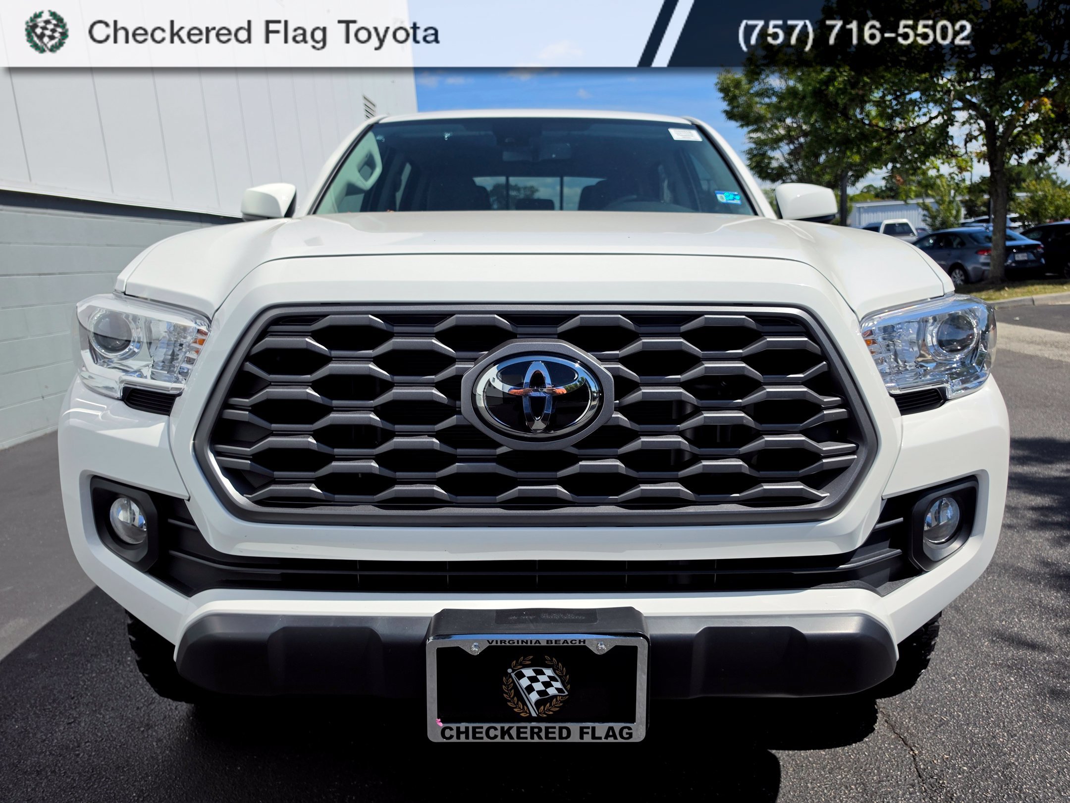 Used 2023 Toyota Tacoma SR5 RWD image 8