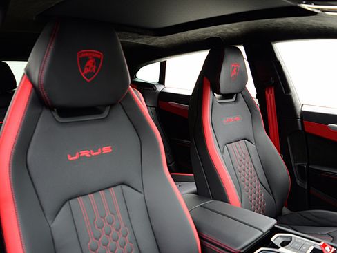 Used 2024 Lamborghini Urus S image 28