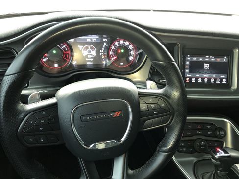 Used 2022 Dodge Challenger R/T w/ Blacktop Package image 22