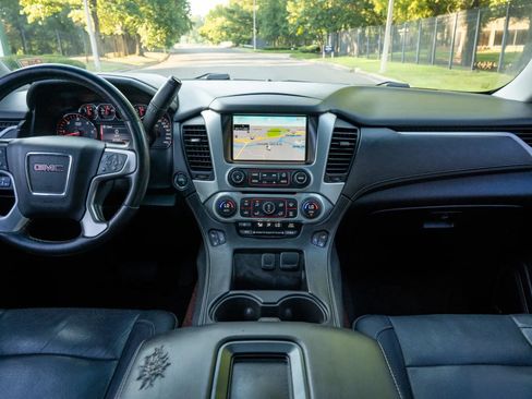 Used 2015 GMC Yukon XL SLT w/ Open Road Package RWD image 20