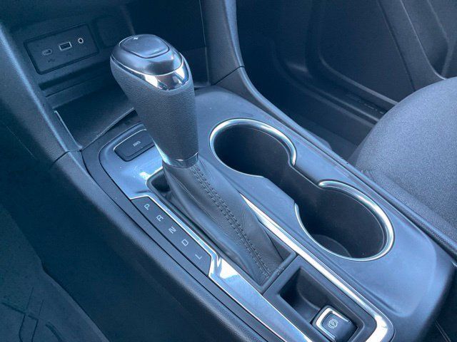 Used 2020 Chevrolet Equinox LT AWD/4WD image 16