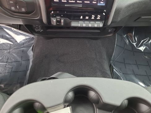 New 2026 RAM 2500 Tradesman image 25