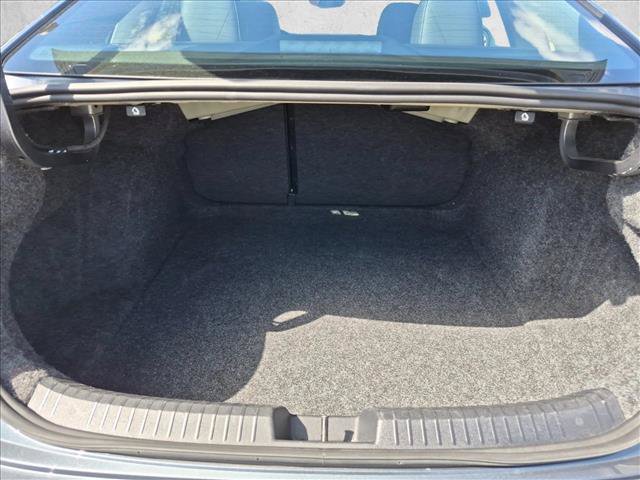 Used 2025 Volkswagen Jetta SE FWD image 6