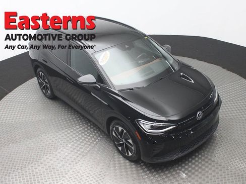 Used 2021 Volkswagen ID.4 Pro S w/ ID.4 Protection Package RWD image 3