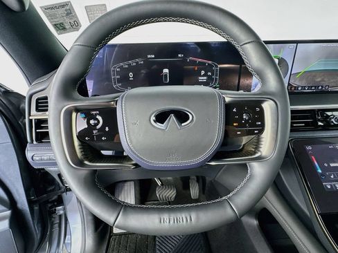 Used 2026 INFINITI QX80 4WD image 11
