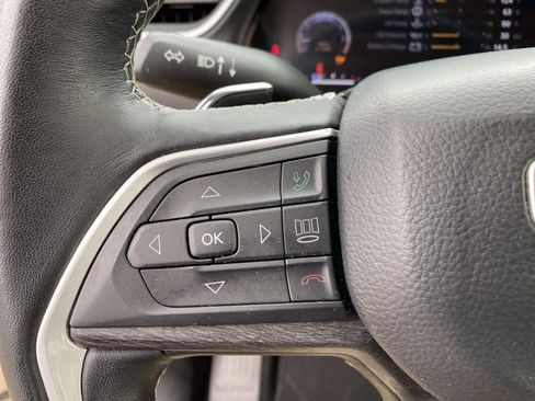 Certified 2022 Jeep Grand Cherokee L Limited image 18