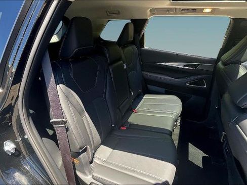 Certified 2026 INFINITI QX60 Luxe AWD/4WD image 24