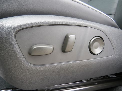 New 2026 Buick Enclave Sport Touring w/ Power Package image 18