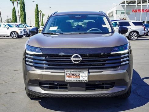 New 2026 Nissan Kicks SV image 2