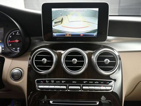 Used 2016 Mercedes-Benz GLC 300 4MATIC image 12