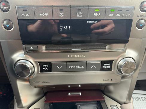 Used 2019 Lexus GX 460 Premium AWD/4WD image 28