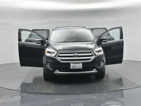 Certified 2017 Ford Escape Titanium w/ Equipment Group 301A FWD image 27