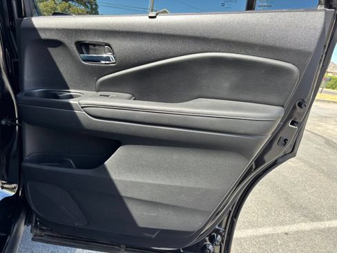 Used 2019 Honda Pilot Touring image 21