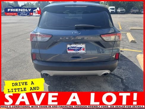 Used 2020 Ford Escape S image 4