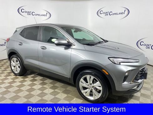 Certified 2024 Buick Encore GX Preferred w/ Comfort Package AWD/4WD image 9