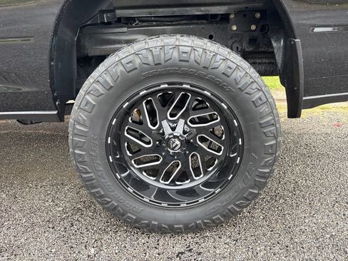 Used 2020 RAM 2500 Tradesman w/ Chrome Appearance Group AWD/4WD image 25