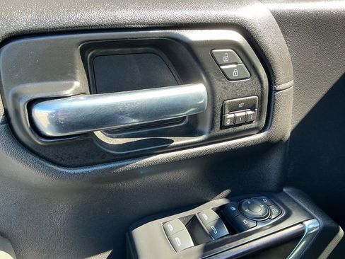 Used 2020 GMC Sierra 1500 SLT w/ SLT Premium Plus Package image 16