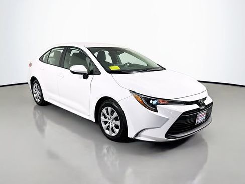 Certified 2023 Toyota Corolla LE image 10