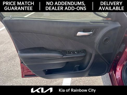 Used 2019 Dodge Charger SXT w/ Blacktop Package RWD image 20