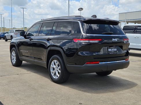 Used 2023 Jeep Grand Cherokee L Limited w/ Luxury Tech Group II AWD/4WD image 7