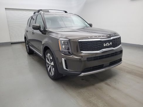 Used 2022 Kia Telluride EX w/ EX Premium Package image 13