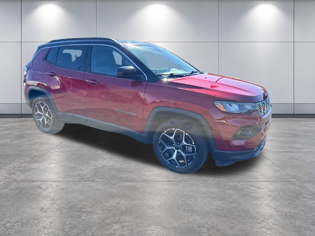 Used 2025 Jeep Compass Limited AWD/4WD image 7