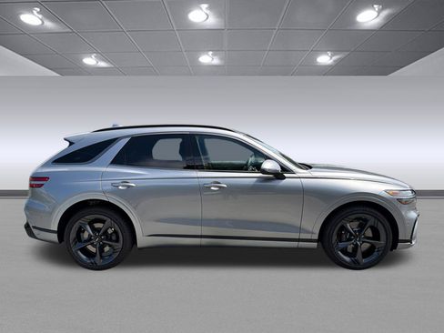 Used 2026 Genesis GV70 2.5T Sport Prestige AWD/4WD image 6