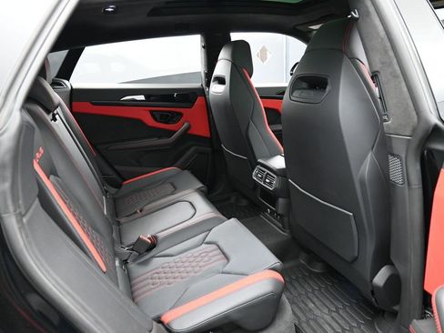 Used 2024 Lamborghini Urus S AWD/4WD image 29