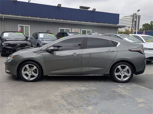 Used 2017 Chevrolet Volt LT w/ Comfort Package image 6
