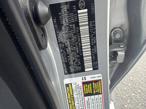 Used 2022 Toyota Camry LE FWD image 17